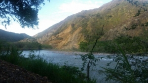 Pasó el peligro de represamiento del río Suaza en Altamira