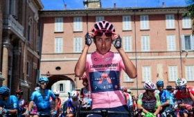 Bernal es el líder del Giro. La etapa del sábado con llegada en premio de montaña de 1ª categoría