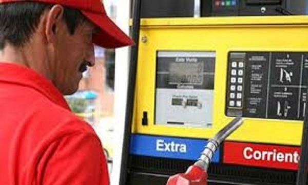 Aumenta consumo de gasolina extra en Colombia